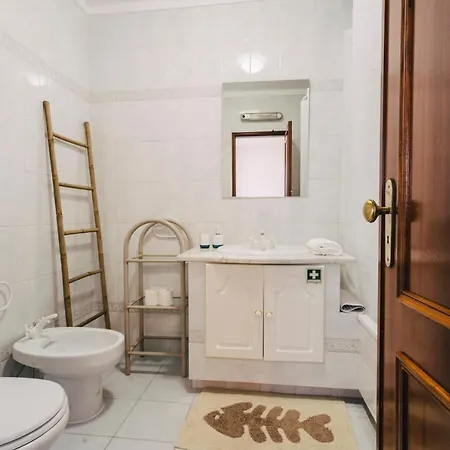 85 - Sea Breeze At Consolacao * Atouguia Da Baleia