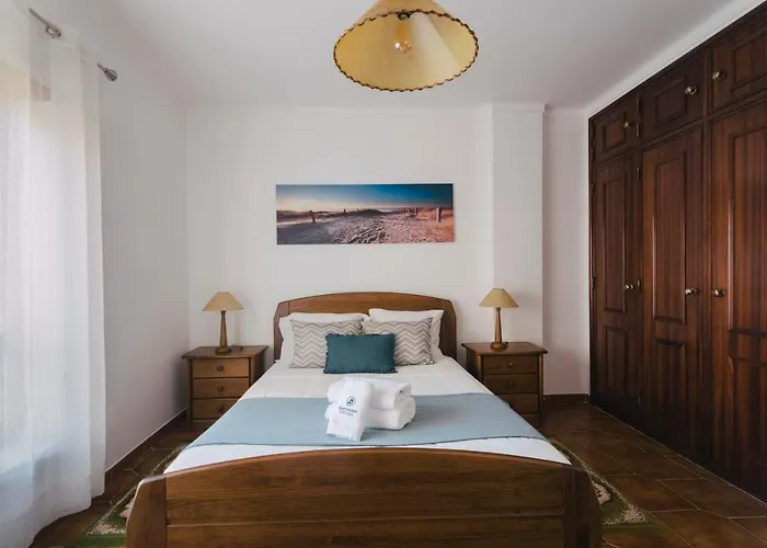 85 - Sea Breeze At Consolacao * Atouguia Da Baleia